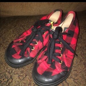 GAP buffalo print red black shoes, 2